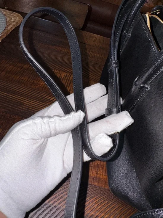 Furla Tessa Satchel handbag, a structured leather tote featuring gold hardware - Picture 13 of 16